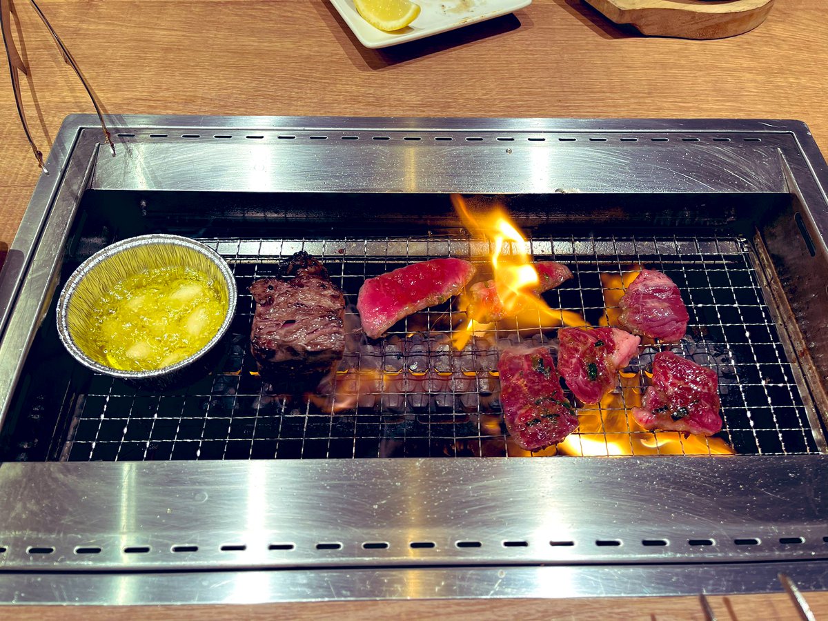 OitUv1's tweet photo. 今日は春日部のプレミアムカルビに行ってきた🍖( '-' 🍖 )ｵﾆｸﾁｬﾝ
千葉県にはないから少し遠出。 https://t.co/yK4rA906XE