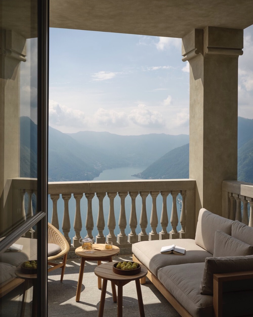 baecationgram's tweet photo. The most divine hotel in Lake Como. Heaven 🤍🏞
📸 via: natalialabel https://t.co/XVN3PUP6Wj