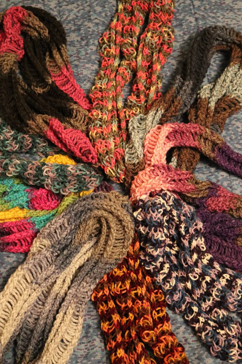 saminman01's tweet photo. Hey hey!!!! Check out my shoppe!!!new items! If you can’t buy at least share please!!! (I also sell my books and make commissions) #SmallBusiness #smallbusinesssupport #womanownedbusiness #BrokenThimble #knitted #handmade #ArtistOnTwitter #artist #artistsupport #WritingCommnunity https://t.co/T6ulpYAVry