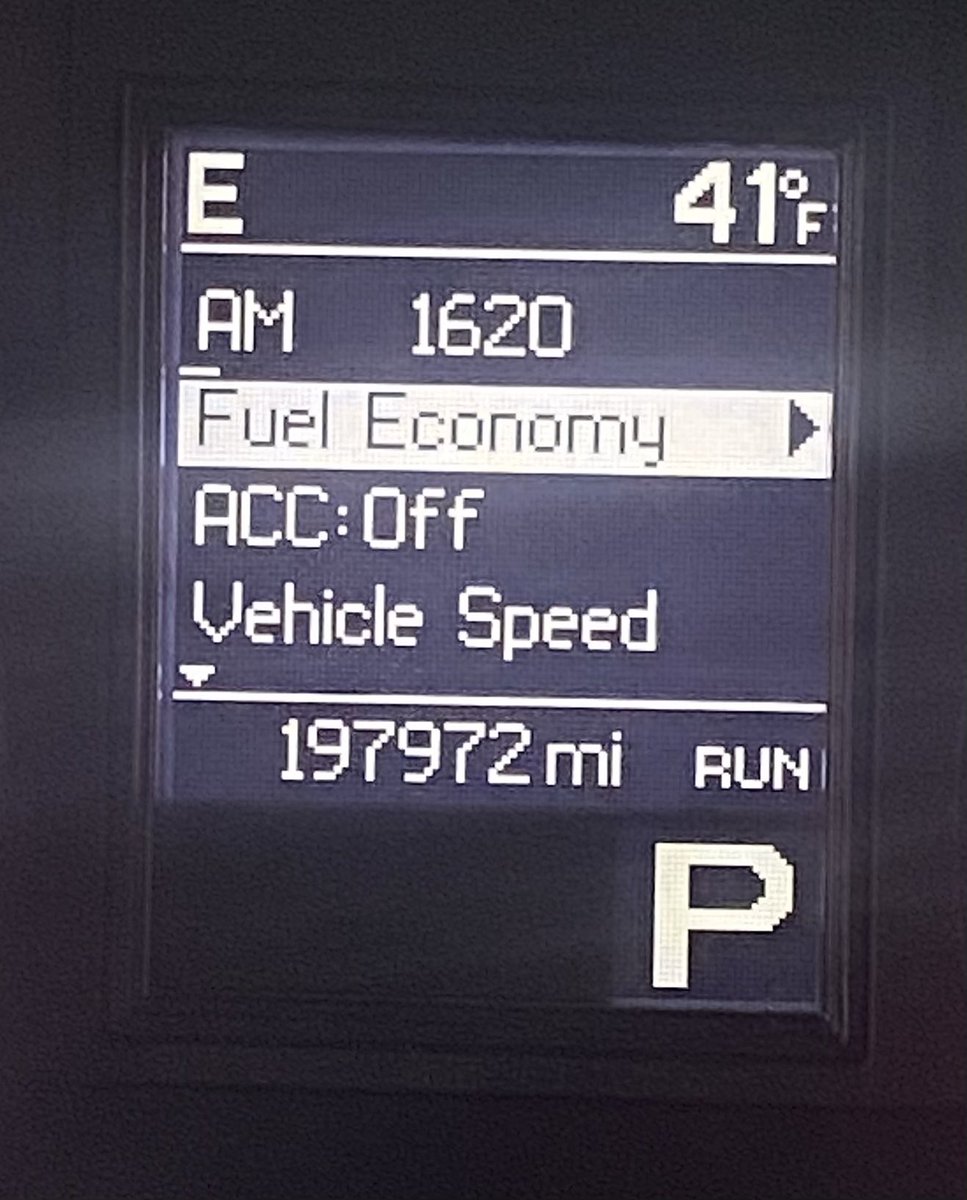 coach_GQ's tweet photo. I 🤎 when 41 degrees is back to being cold!! But I hate when it’s 41 degrees! When it’s cold outside... 😩🥶🤷🏾♂️#MarchMadnes #nohoops 😂 https://t.co/rne4R0TMAa