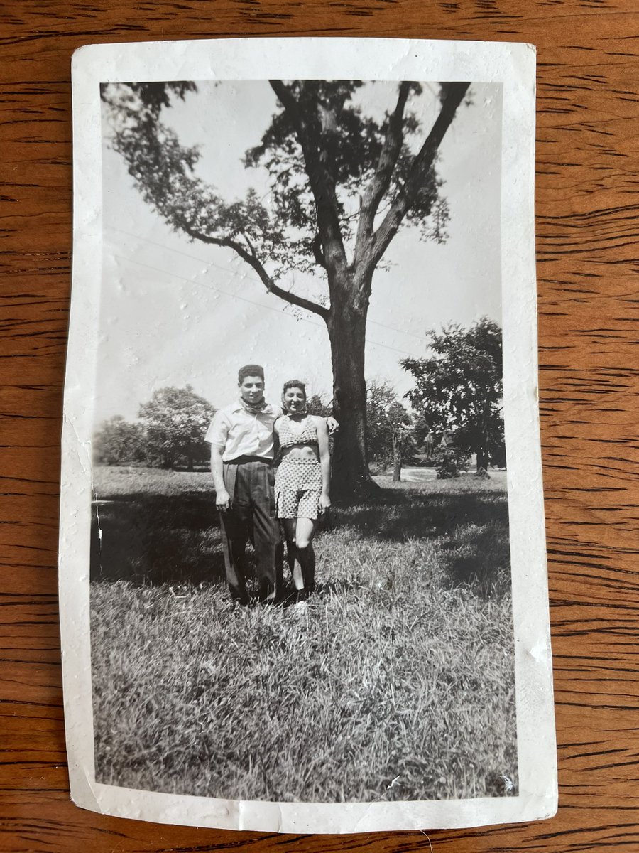 Elise_Arsenault's tweet photo. Found this photo in Tribeca on Greenwich Street this morning. Would love to return this old family photo to it’s owner, if possible. cc: @tribecacitizen @Gothamist @TribecaTrib @tribeca @nytimesphoto @nypost @NYMag @BHPhotoVideo @HudsonRiverPark @THECITYNY @CommunityBoard1 https://t.co/TpsFFOyVX0