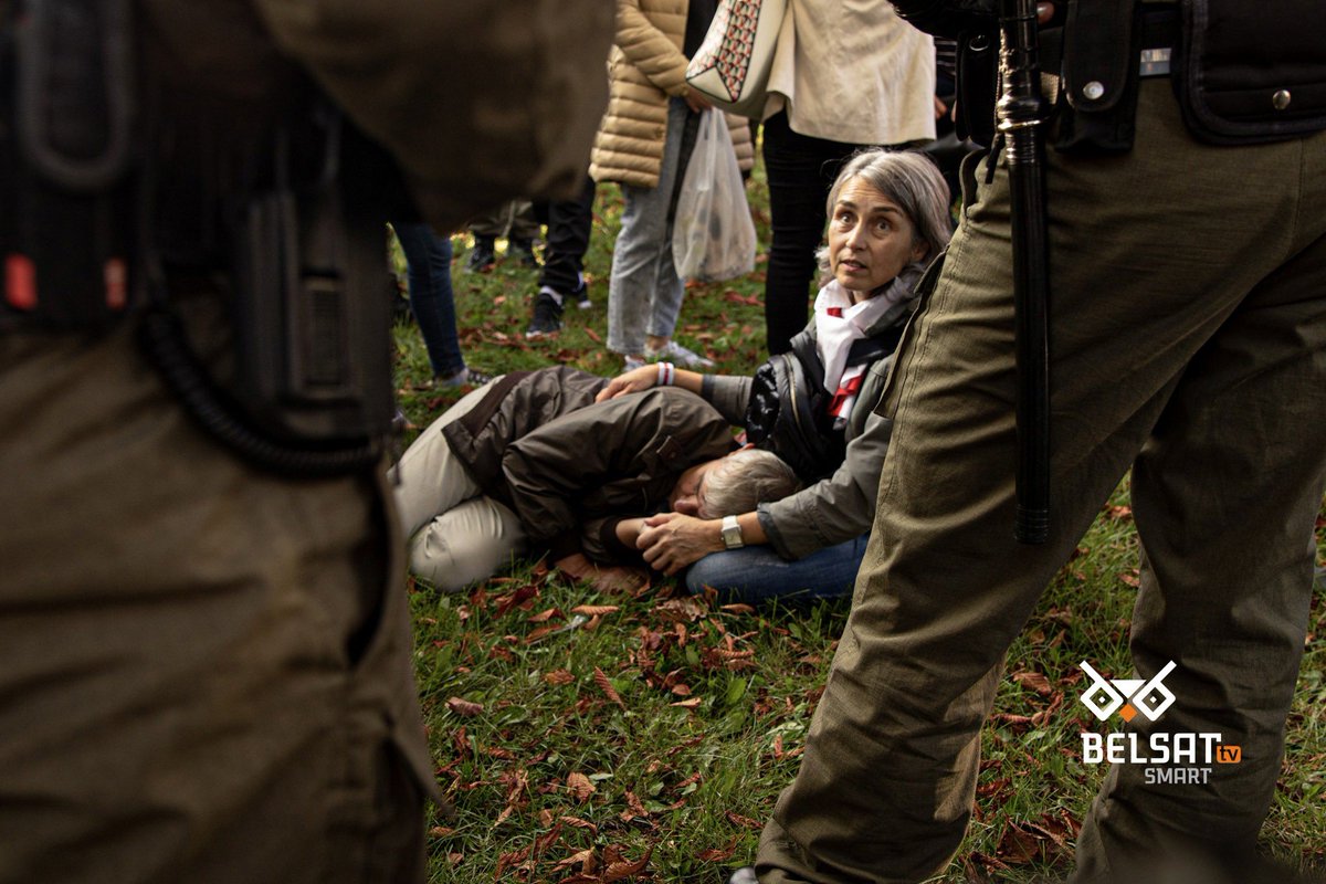 Tsihanouskaya's tweet photo. I support the decision of #HRC46 to adopt the resolution on human rights violations in Belarus. It is important to bring justice for victims and ensure accountability for those violating human rights. Together, we will continue our work to restore the law in Belarus. @UN_HRC https://t.co/lslcNlxNiH
