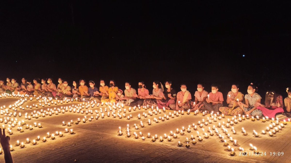 thintthawkaung's tweet photo. Night Strike in #Taesu Village, #WanDwin Township.
Illustration -WE SUPPORT CRPH
SILENCE REVOLUTION
#WhatsHappeningInMyanmar
#Mar24SilenceStrike https://t.co/lBQeKErozs