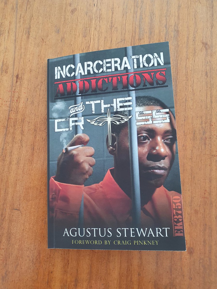 GroMentoring's tweet photo. 🌟 What a superb day I've had visiting #birmingham schools with Gus...  A lived experience ex prisoner and #mentor who has also written this superb book about his time in prison, gangs &amp; recovery 👏🏽💙 https://t.co/4rWmPECpdK