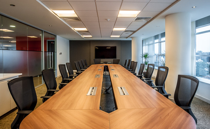 PIL_inspired's tweet photo. GT Bank's office design is an ultimate expression of the company's brand.
An atmosphere of professionalism and passion. The space reflects their brand purpose and promise of integrity and superior customer service.
#interiordesign #bankbranchdesign #work #designbypil https://t.co/u67tuXWOZ0