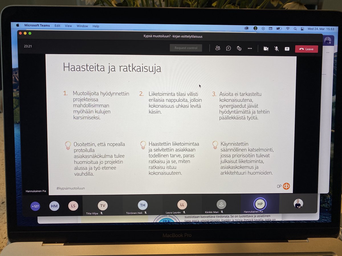 harrimatias's tweet photo. Kokemuksia jaossa @OP_Ryhma n muotoilumatkalta, jolla itsekin sain olla monessa mutkassa mukana. 🧡 Aplodit ex-kollegoille, jotka saivat dokumentoitua asiat kirjalliseen muotoon. #kypsämuotoiluun #muotoilu #asiakaskokemus @piainen @tuomanni @MariKiirikki @liisailonas https://t.co/ie7Eiaf67m