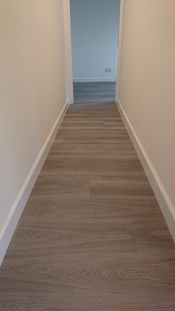 AFContractsLtd's tweet photo. @FBallUK F46 as usual perfect for this LVT replacement in a fire damaged house, used over @MapeiUKLtd renovation screed and new @prowarmheating 😉 https://t.co/JxE4DHRYWZ