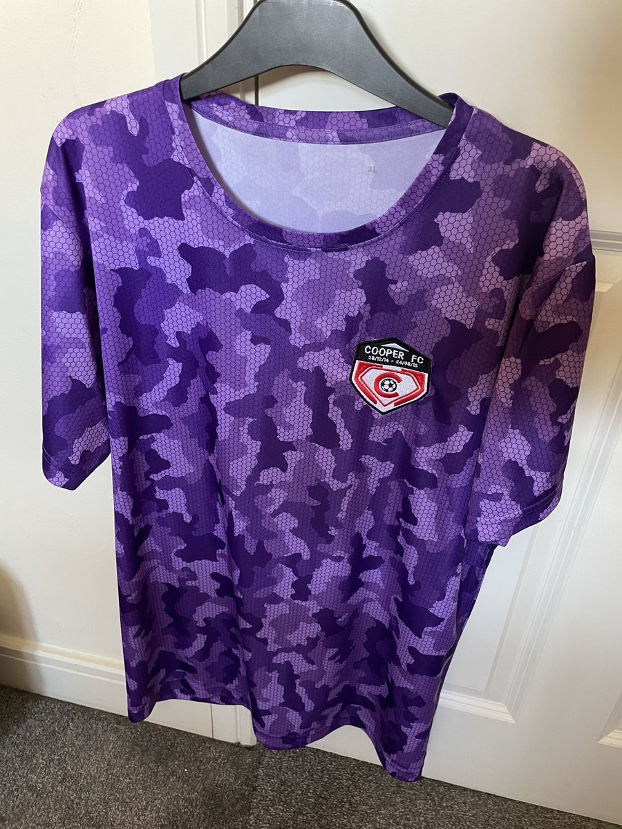 sideshow_2's tweet photo. @CooperFC1 @noahsarkcharity Loving my new @CooperFC1 gear, all I need now is for the government to open things up again, lose my COVID weight and I’ll be all good to go #6ForCooper #CooperFC https://t.co/LWVS9IUzX0