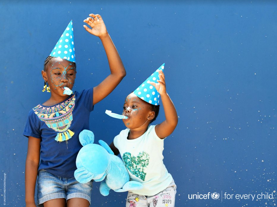 SafeOnlineFund's tweet photo. Let's celebrate🎉
 
It's official - children's rights apply in the digital world!
 
The world’s most widely ratified human rights treaty - the @UN #CRC adopted General Comment 25, which embeds children’s rights online into its framework.

https://t.co/hCx9bWwMdy
 
#SafeOnline https://t.co/A30YK18pJJ