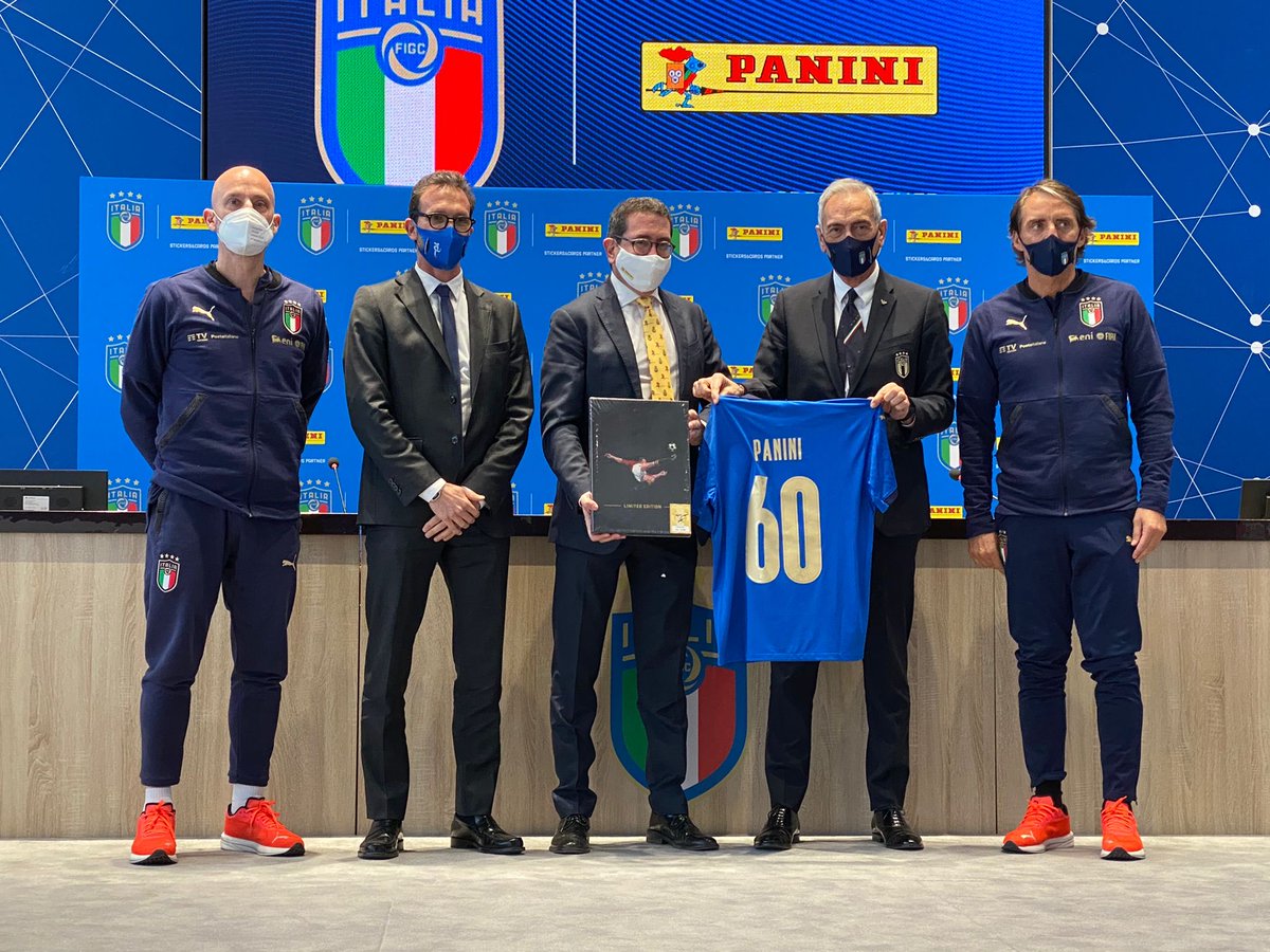 🔵<a href="/figurinepanini/">Figurine Panini</a> DIVENTA ‘STICKERS &amp; CARDS PARTNER’ DELLA NAZIONALE

🇮🇹 Ieri la presentazione delle Card sulle Nazionali

👉 bit.ly/3f9eEDb