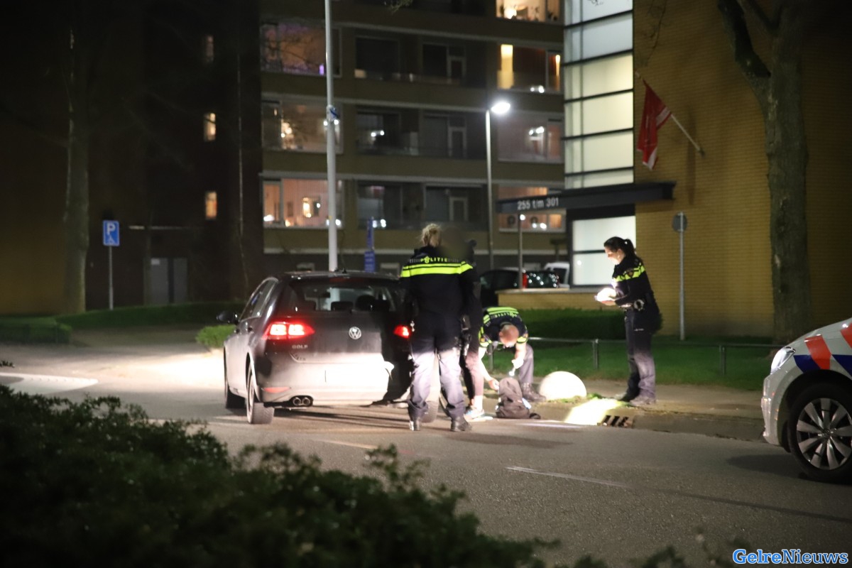 Bewoner van woning mishandeld tijdens overval -..