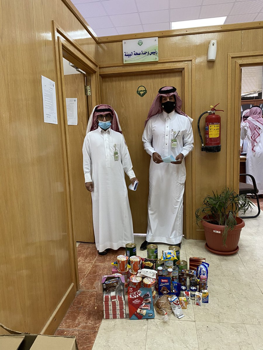 تواصل #بلدية_محافظة_النبهانية ممثلة بالفرق #الرقابية جولاتها التفتيشية على المنشآت الغذائية للتأكد من سلامة الأغذية وتطبيق الإجراءات الوقائية ضد فيروس كورونا حيث قام المراقبين بعمل جولات. تم خلالها مصادره موادة غذائية وتطبيق الاجراءات اللازمة 

#وزارة_الشؤون_البلدية_والقروية