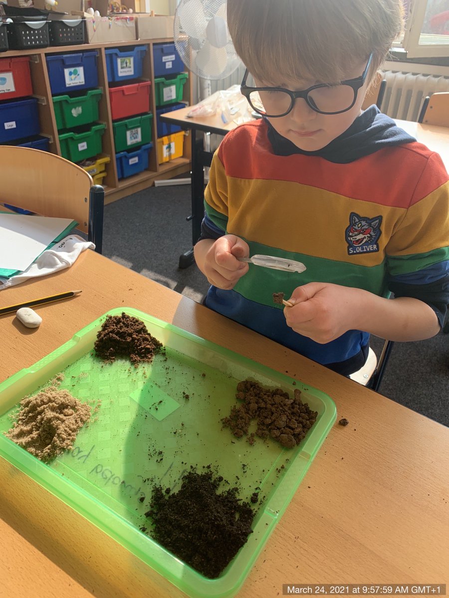 AdinJunuzovic's tweet photo. Today we took a much closer look at our soil.  Students investigated the composition of the soil to determine the color, texture, content, and moisture.   
@ISHRLearns @ISHROutdoorEd https://t.co/ZCvU1WXooY