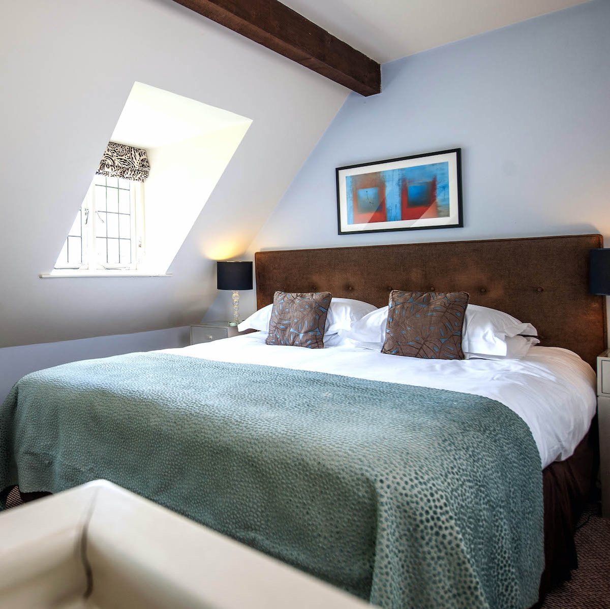 The Slaughters Inn tweet media