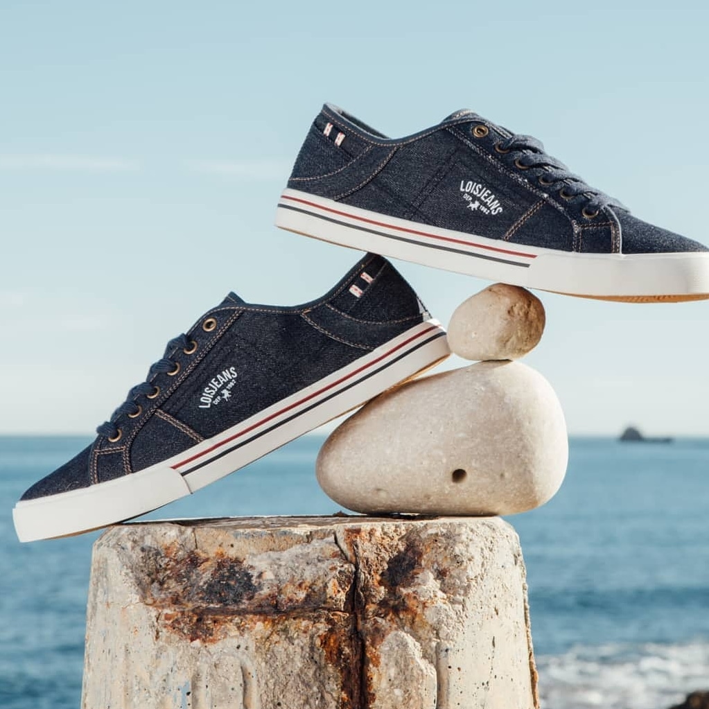 Brunosmoda's tweet photo. Se hace camino al andar, y qué camino oye... ✌️ @LoisJeans

https://t.co/E8QwfnHwf7

#vistecomovives #zapas #tennis #denim #denimlovers #Tordesillas #brunosmoda https://t.co/Xmp3Ke0ESq