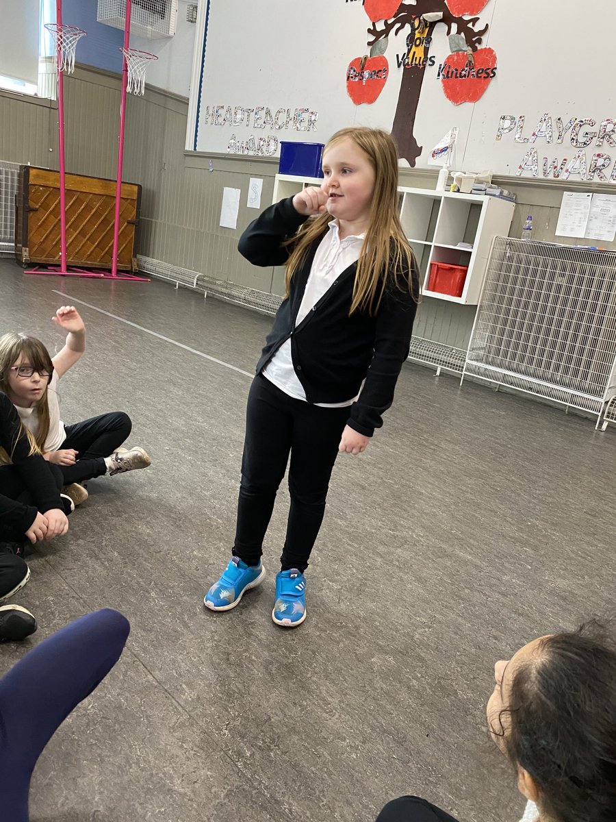 lornestreetpe's tweet photo. Primary 1 using mime to share their ideas of how to keep clean then playing shooting some hoops in PE ⁦@P1bLorneSt⁩ ⁦@JigsawPSHE⁩ https://t.co/72oziOzrqF