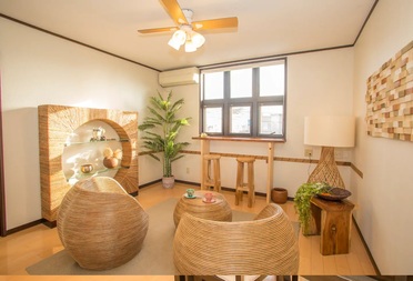 A private resort with a pool open only on weekends.
A healing space with stylishly arranged Balinese style furniture.

1note.co.jp/snsen/305twitt…

#okinawa #chartered #pool #private #resort #okinawa_tourism #Airbnb