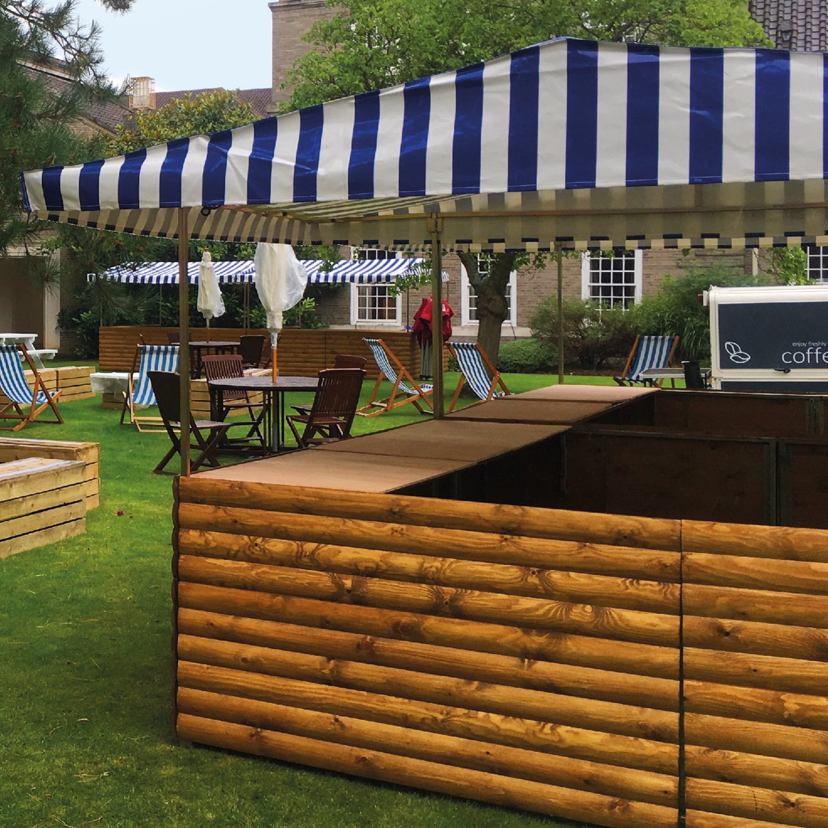 Bring your bar outside. Serve even more than usual this summer. It’s a simple, professional solution – that’s quick, cost effective and elegant. #huts #beergarden