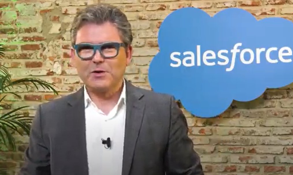 SalesforceES's tweet photo. 🗨 @marcvidal: “Hoy podemos gestionar el error de manera inteligente con la tecnología. Por sí sola, la tecnología no es suficiente, pero con metodologías hábiles, es posible que transforme hacer negocios y el modo de contactar con los clientes”.
#ServiceEdgeSummit https://t.co/w1iRJM3god