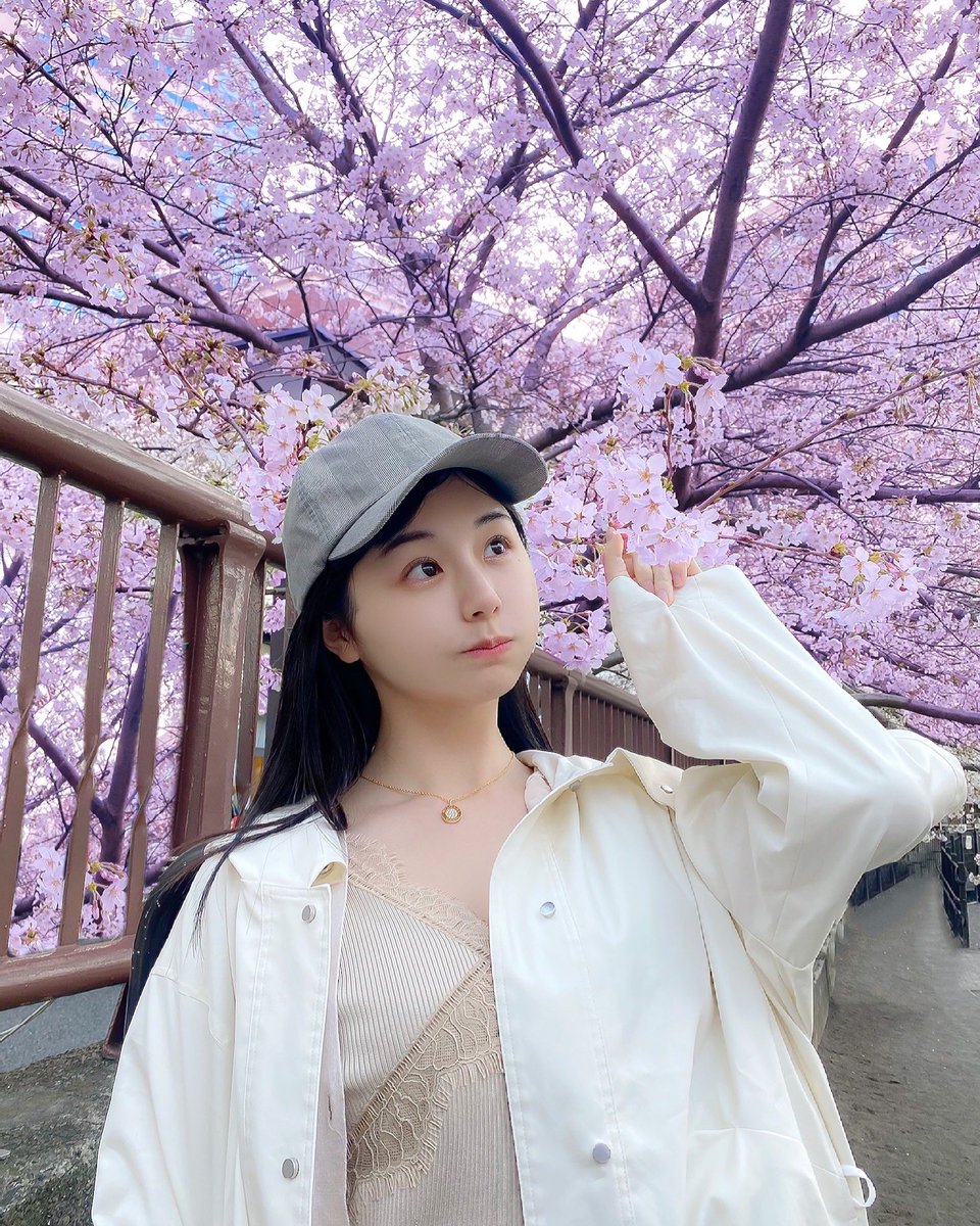 kurita__emi's tweet photo. ・

撮影終わりに桜みれた………!!!♥︎
YouTubeも撮影したからまた公開されるのたのしみにしててね.✔︎ https://t.co/GSnAPRPDtx