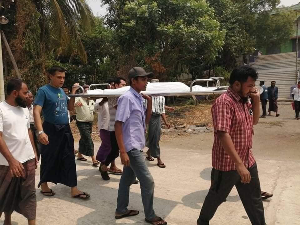 Funeral: 

Khin Myo Chit, 7-yo Muslim girl, was shot dead by Terrorists (#Myanmar Security Forces) on Mar 23. 

• Thousands of people unable to attend as Terrorists are searching for her body to take away. Only a few handful able to attend. 

#WhatsHappeningInMyanmar #Mar24Coup