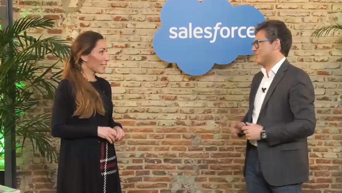 SalesforceES's tweet photo. Gracias a @marcvidal y a @Laura_Abarquero por conducir este evento y también a todos los que os habéis conectado a nuestro #ServiceEdgeSummit.
¡Seguimos conectados! https://t.co/de8rEmwGiY