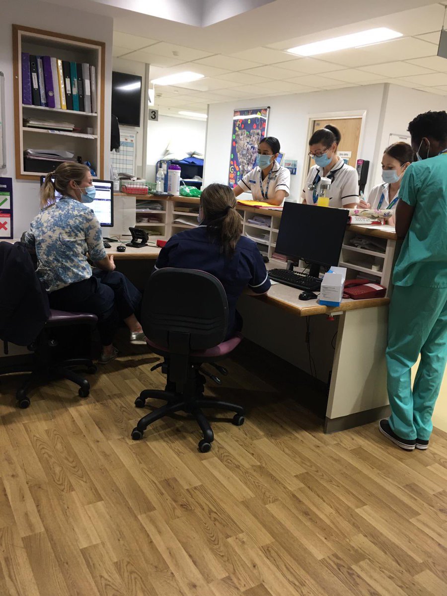 Boards rounds in full force going ahead across the site <a href="/nhsswft/">@nhsswft</a> #perfectweek to inform site of those key decisions