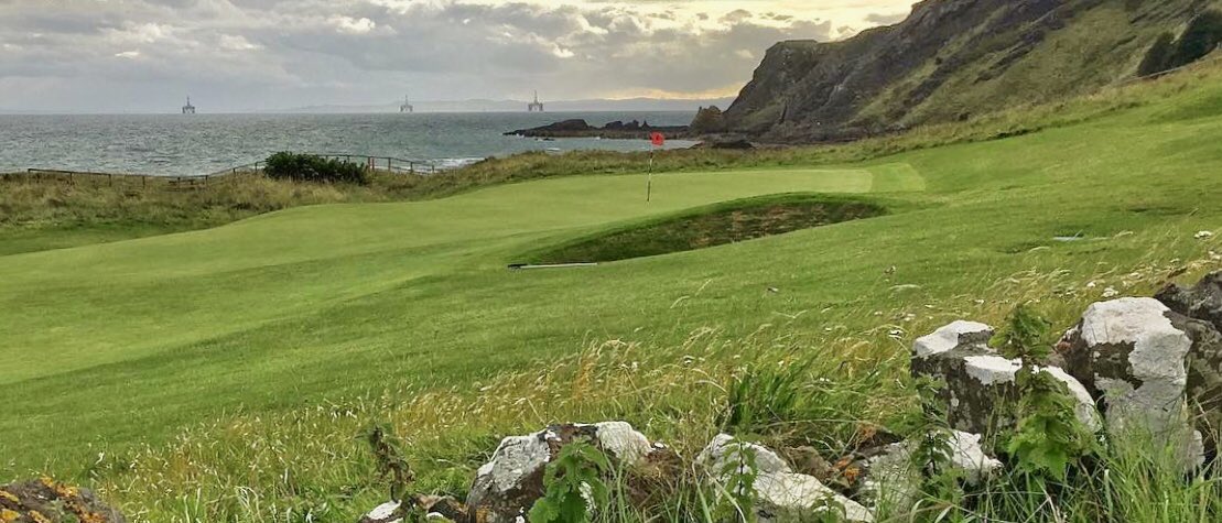 Great Golf Holes ⛳️ tweet media