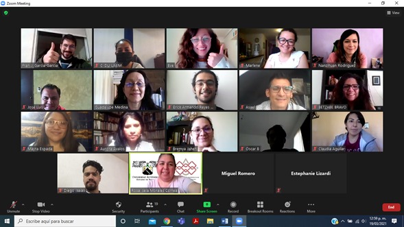 EvelynMoctezum8's tweet photo. Impartiendo el Taller "@ResearchGate para estudiantes de posgrado. Aprende a investigar en Red" con @GarciaFranJ, de la @UV_EG. Feliz de contribuir a la formación de futuros investigadores en el @CIIDU_UAEM @uaemorelos, México. #Universidad #formación #Investigación https://t.co/VwYn1ndtIn