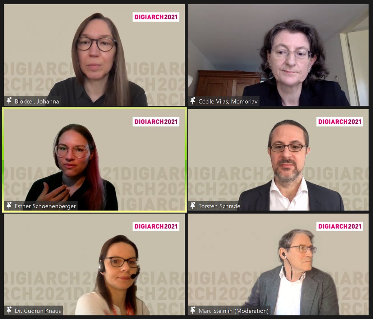 DigiArch2021's tweet photo. Unter Expert*Innen 🤓#digiarch2021 https://t.co/BwSfCfpBsa