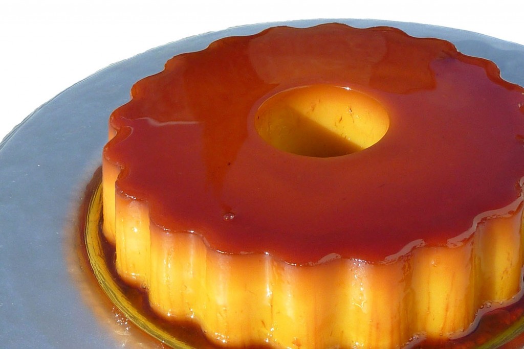 visitportugal's tweet photo. Located in the north of #Portugal, #Braga is a city of numerous #traditions and rich in #conventual #sweets. The #Abade de #Priscos #Flan is probably the most celebrated and recognised #dessert of this city. https://t.co/bjye7HwT0L #food #recipe #gastronomy #visitportugal https://t.co/YpVR8ANWJH