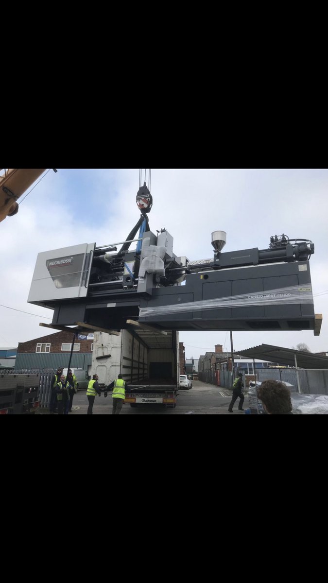 Another happy Customer has taken delivery of two Canbio ST 400 Servo Pump machines fitted with Negri Bossi Sytrama S10-C robots.
The machines are fitted with Energy saving Servo Pump drives which has proven to save over 50% of the energy compared with the machines they replaced.