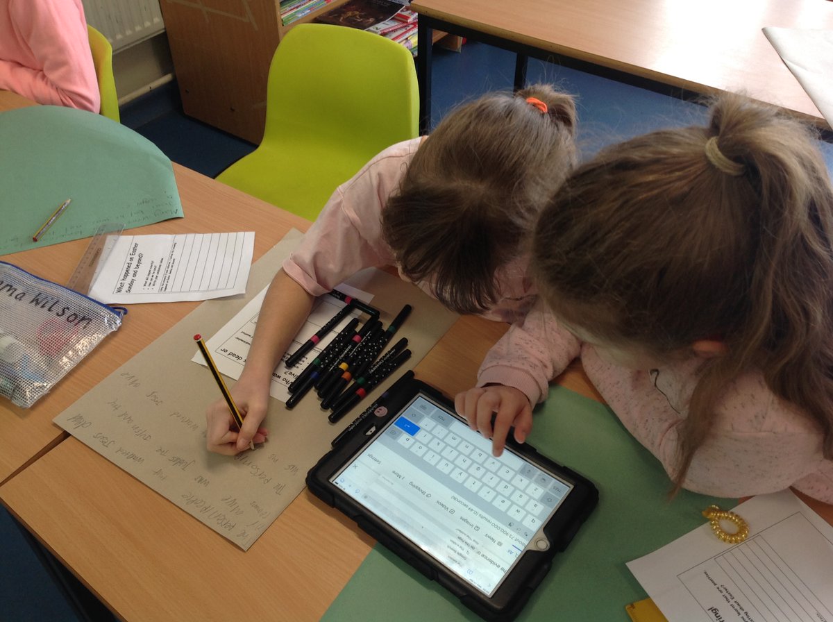 meadowlaneprm's tweet photo. We are Easter Story detectives today in Dosbarth Usk. We are very busy checking evidence, looking for clues and filing incident reports #workingingroups #reportingback🔎👮♂️👮♀️🚨 https://t.co/b7eRiLbPzU