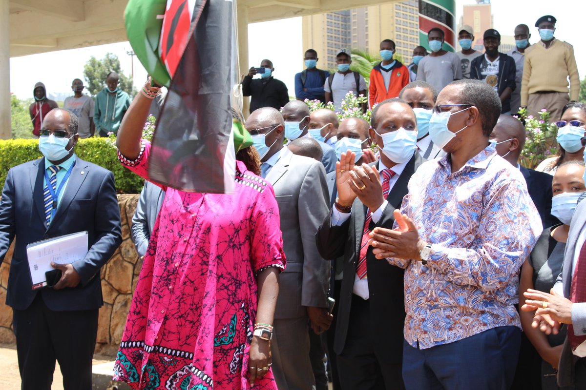 Ps_AmbKaberia's tweet photo. In fulfillment of HE The President's directive, today @IndustryKE  launched the first batch of 500 hospital beds courtesy of @InteriorKE, as an effort to promote #YouthEmpowerement and #BuyKenyaBuildKenya. 

@maina_betty @Karanjakibicho @Trade_Kenya    

#UstawiKenya https://t.co/yshZ8KVSan