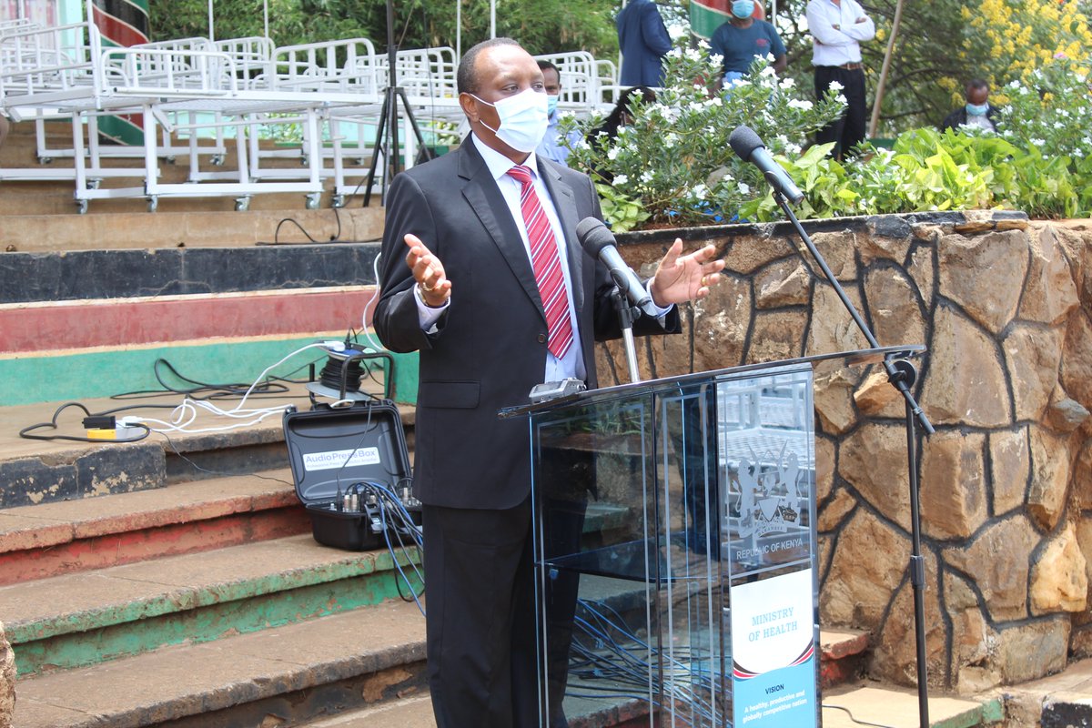 Ps_AmbKaberia's tweet photo. In fulfillment of HE The President's directive, today @IndustryKE  launched the first batch of 500 hospital beds courtesy of @InteriorKE, as an effort to promote #YouthEmpowerement and #BuyKenyaBuildKenya. 

@maina_betty @Karanjakibicho @Trade_Kenya    

#UstawiKenya https://t.co/yshZ8KVSan