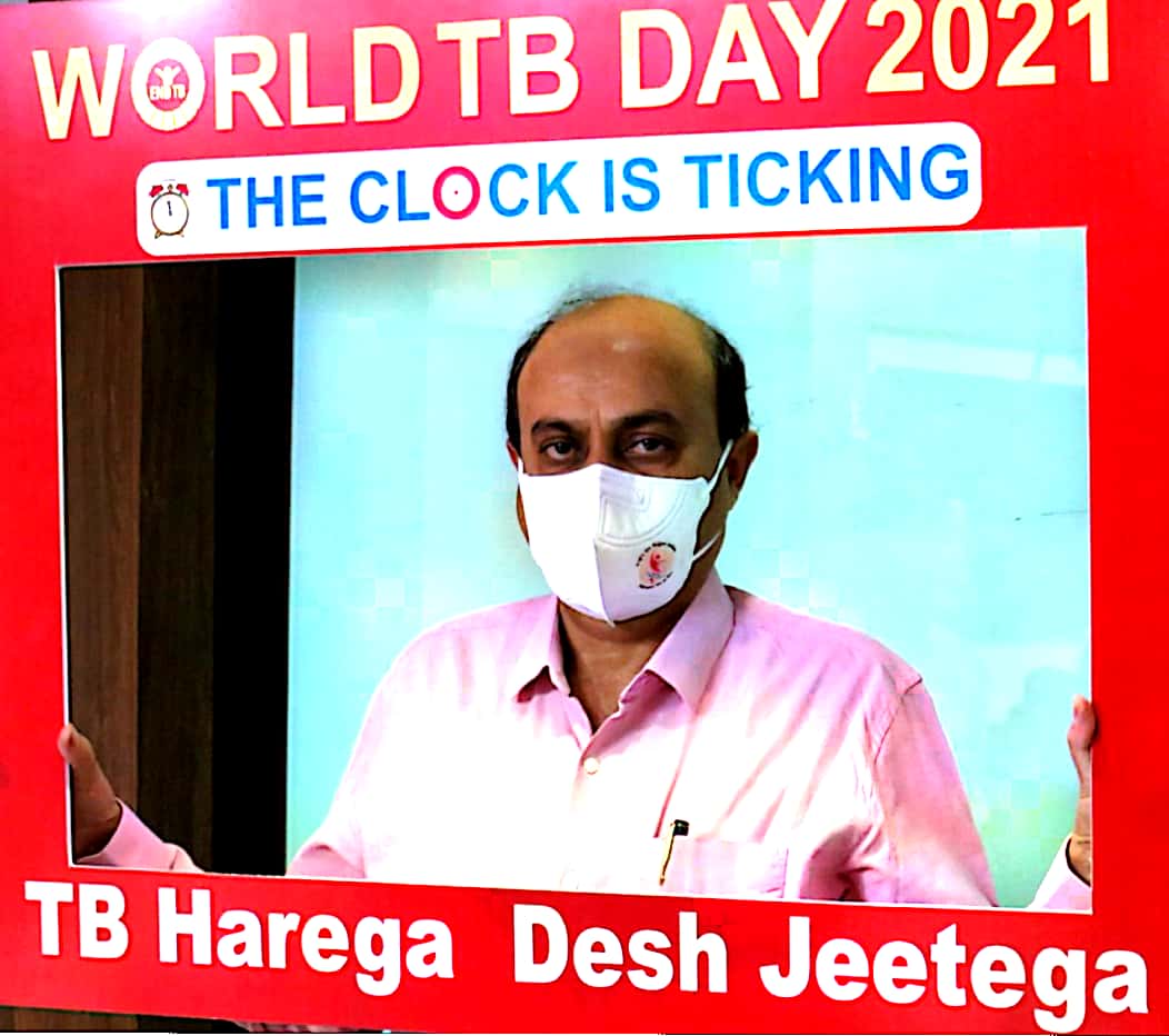 HealthDeptGuj's tweet photo. #tbend
MD sir (NHM) join 'TB harega, Desh jitega' campaign, shares his picture
@MoHFW_INDIA @CMOGuj @JayantiRavi @JpShivahare @PIBAhmedabad @DrNilamPatel04 @PIBAhmedabad @NHMGujarat @TBHDJ https://t.co/tMOzhpKL0o