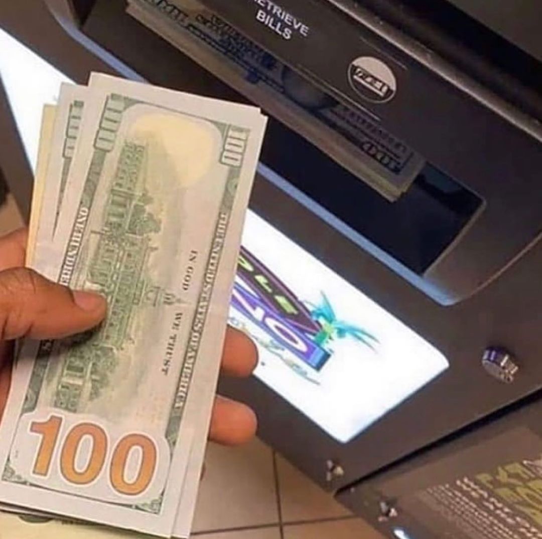 binary_Amanda12's tweet image. INVEST YOUR BITCOIN AND EARN MONEY IN RETURN SUCCESSFULLY. DM IF YOU ARE INTERESTED. Hello investment is a nice things invest let me learn you and teach you on bitcoin trading stocks ,Win or lose everybody get what they want out of the market.some people seem to like to lose