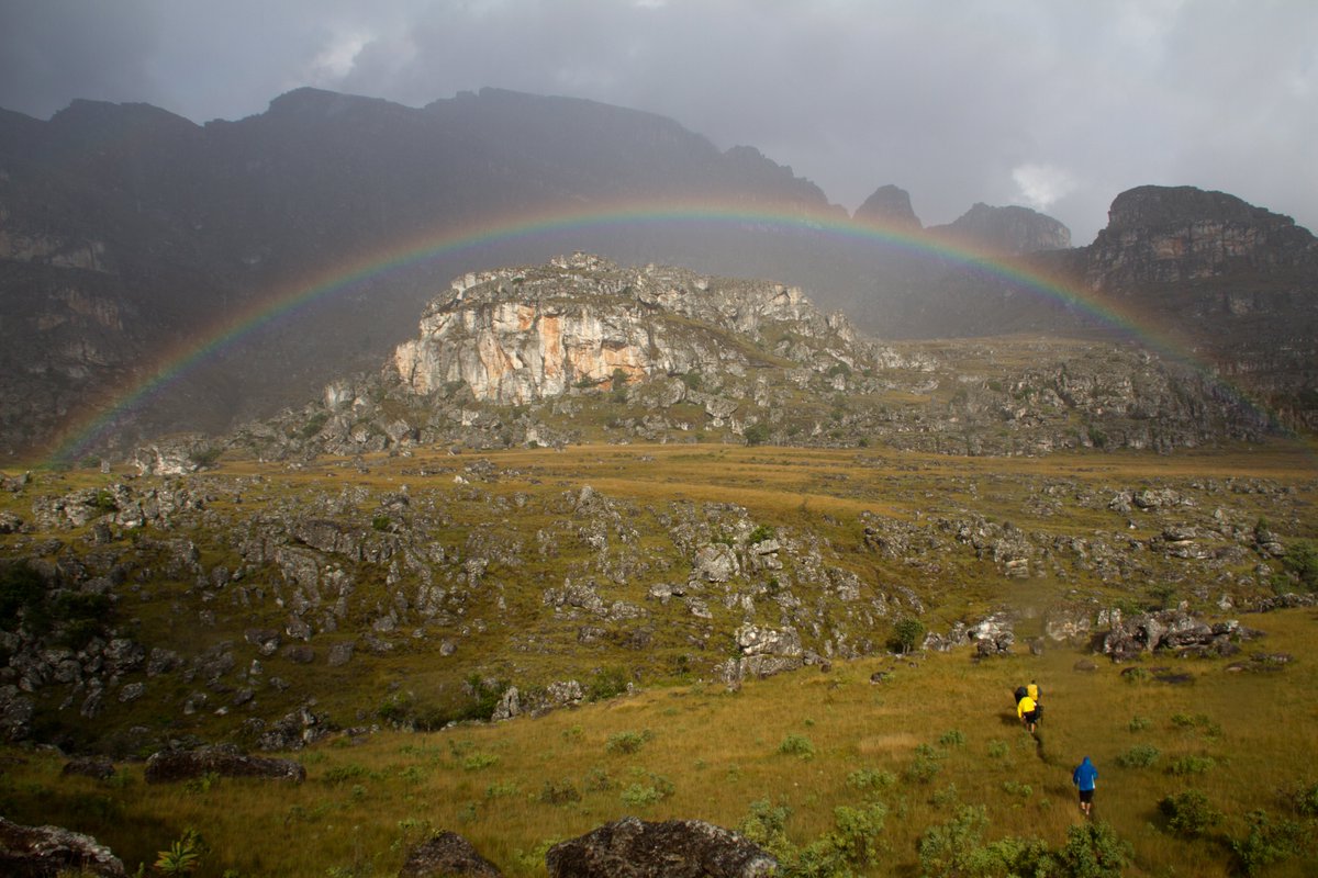 Zimparks's tweet photo. Chimanimani National Park offers a natural beauty and truly spectacular landscapes. This is the best destination for those who love hiking and beautiful scenery. It's not too late to plan your next trip to Chimanimani this Easter holiday. 
#easter
#maskup
#sanitize
#daretotravel https://t.co/xJjSSLczLQ
