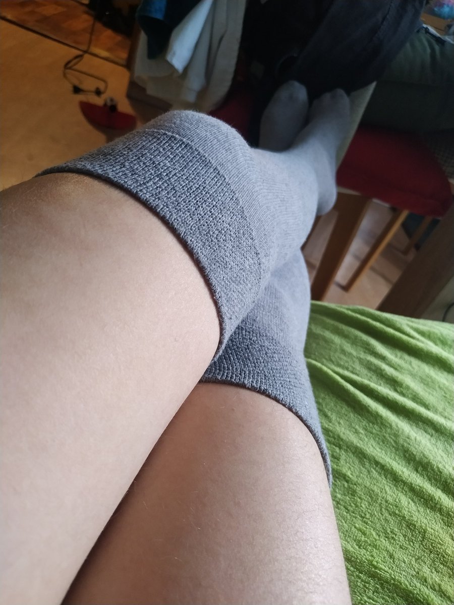 KtorejTa's tweet photo. Elo śmiecie który jest posłusznym psem? zgłaszać się
#paypig #FinDom #finhaus @PolishFootSlave @UleglySmiec @Mateusz85666222 #pigpay https://t.co/Oi23lnHvd6