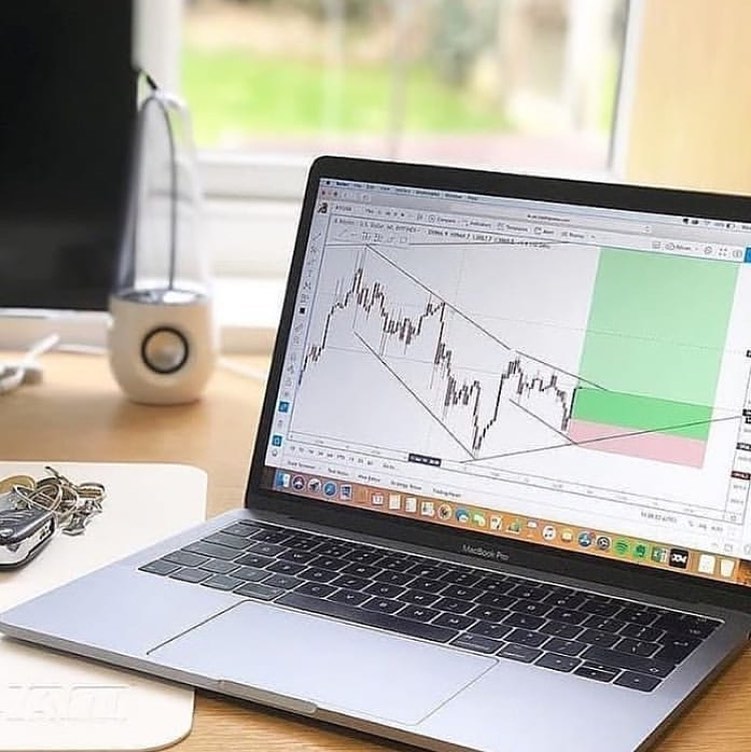 binary_Amanda12's tweet image. Bitcoins investment are the fastest rising system of investment where you can change your financial status in a matter of seconds. 
You can start up a long term earning program for you and your family. 
Invest 500 dollars earn 5,700 dollars in 5 trading