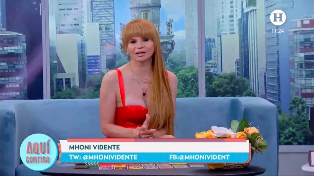 ClubAquiContigo's tweet photo. Hoy nos acompaña en exclusiva @mhonividente miércoles de predicciones no se lo pueden perder #MhonienHeraldo los esperamos a las 9 am @heraldodemexico @SolanaLila 
Sintonízanos por 
➡️ AXTEL 10,TOTALPLAY 10,SKY 161,TV ABIERTA 10 ⬅️ https://t.co/sM6YHDgBML