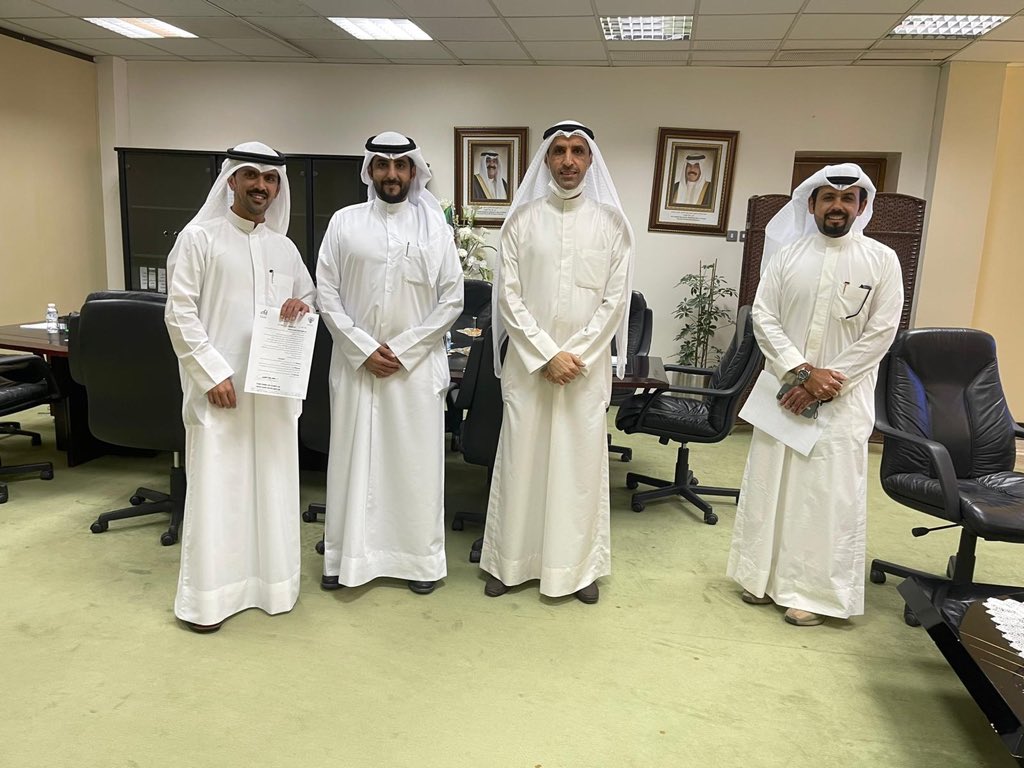 sultan_alhamli's tweet photo. ولله الحمد والمنة تم اليوم صدور قرارأعادة عضويتنا وكل الشكر لقضائنا العادل والشكر موصول لوزاره الشؤن وممثليها في جميع القطاعات ونسأل الله التوفيق والسداد
وكما عهدتمونا على العهد باقون
#جمعية_النسيم https://t.co/x1Ix5N2cch