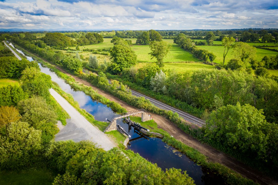 DiscoverBoyneV's tweet photo. We are delighted to help launch the #RoyalCanalGreenway this morning, Ireland's longest greenway (130km). The Meath section features in many of the press pieces, make sure to follow the link, have a read and watch the launch video! #BoyneValley
https://t.co/LeXtSf4mQE https://t.co/sRW2D5tG5f