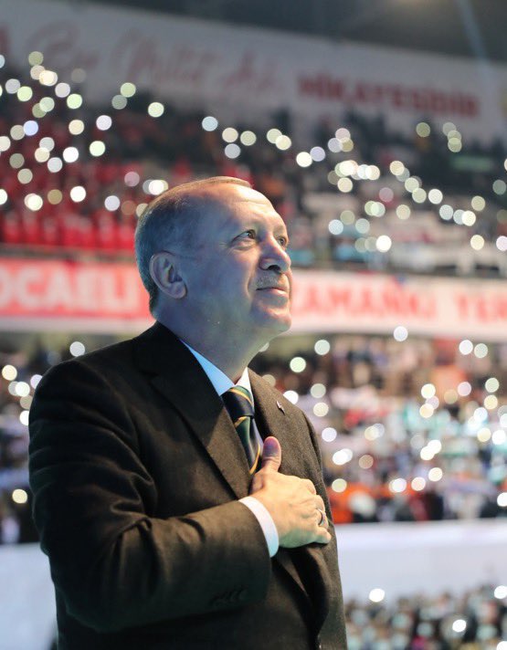 Haktan Yana Kervandayız,
Kıyam Vakti Meydandayız ..

Biz Bu Vatan İçin ERDOĞANIN YANINDAYIZ ..