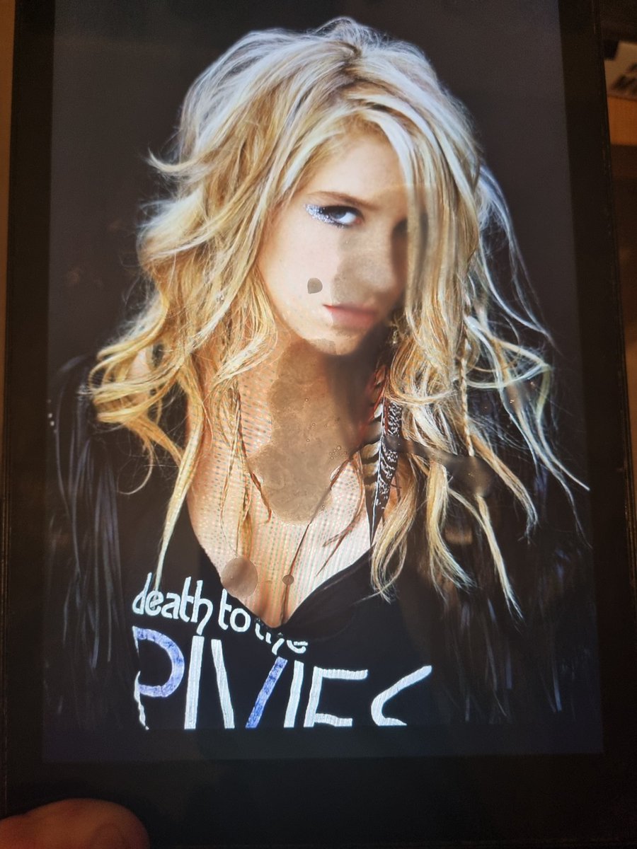 CelebT156's tweet photo. Kesha cumtribute for @artistic_kesha
Ask nicely and maybe you can choose the next target! https://t.co/AUiyPvt46q
