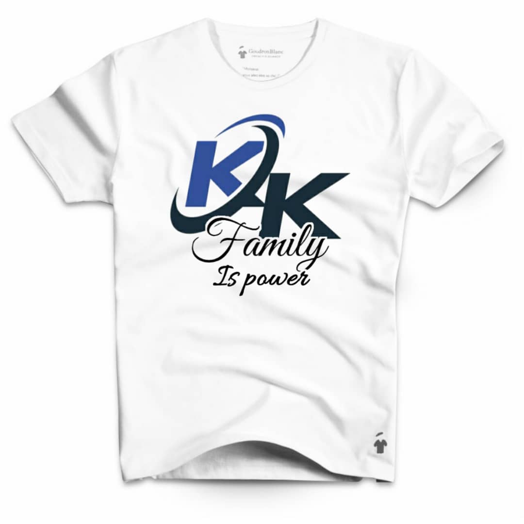 KonateJoseph's tweet photo. La famille c'est là où la vie commence et où l'amour ne finit jamais.
Vous voulez faire plaisir à vos proches, @KonateJoseph  et @EdouardKonate  vous présentent la collection #KK. #FamilyIsPower Des T-shirts d'excellente qualité à des prix imbattables.
@MEA_Gms @bathiedrizzy https://t.co/QrBBX7tVvr