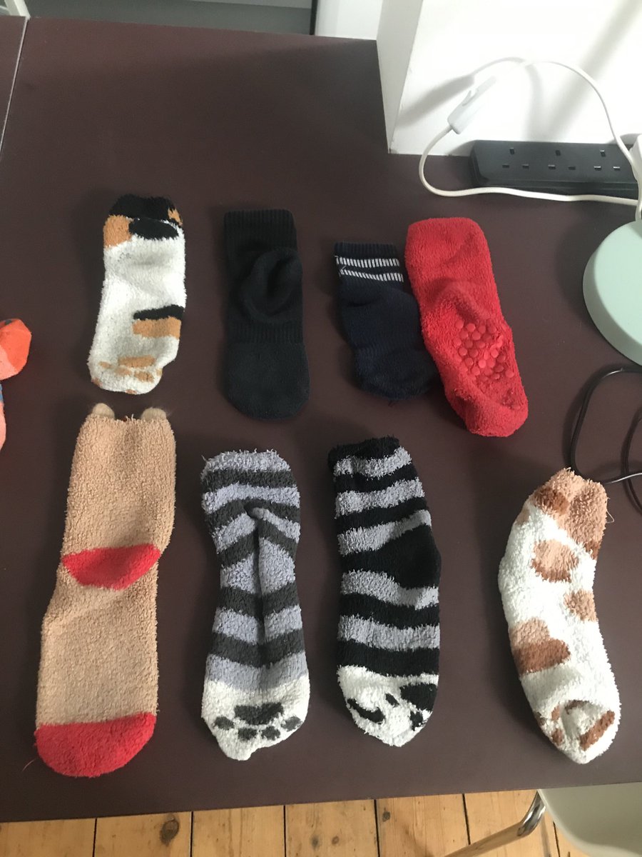 polly barker💙🇳🇵 tweet media