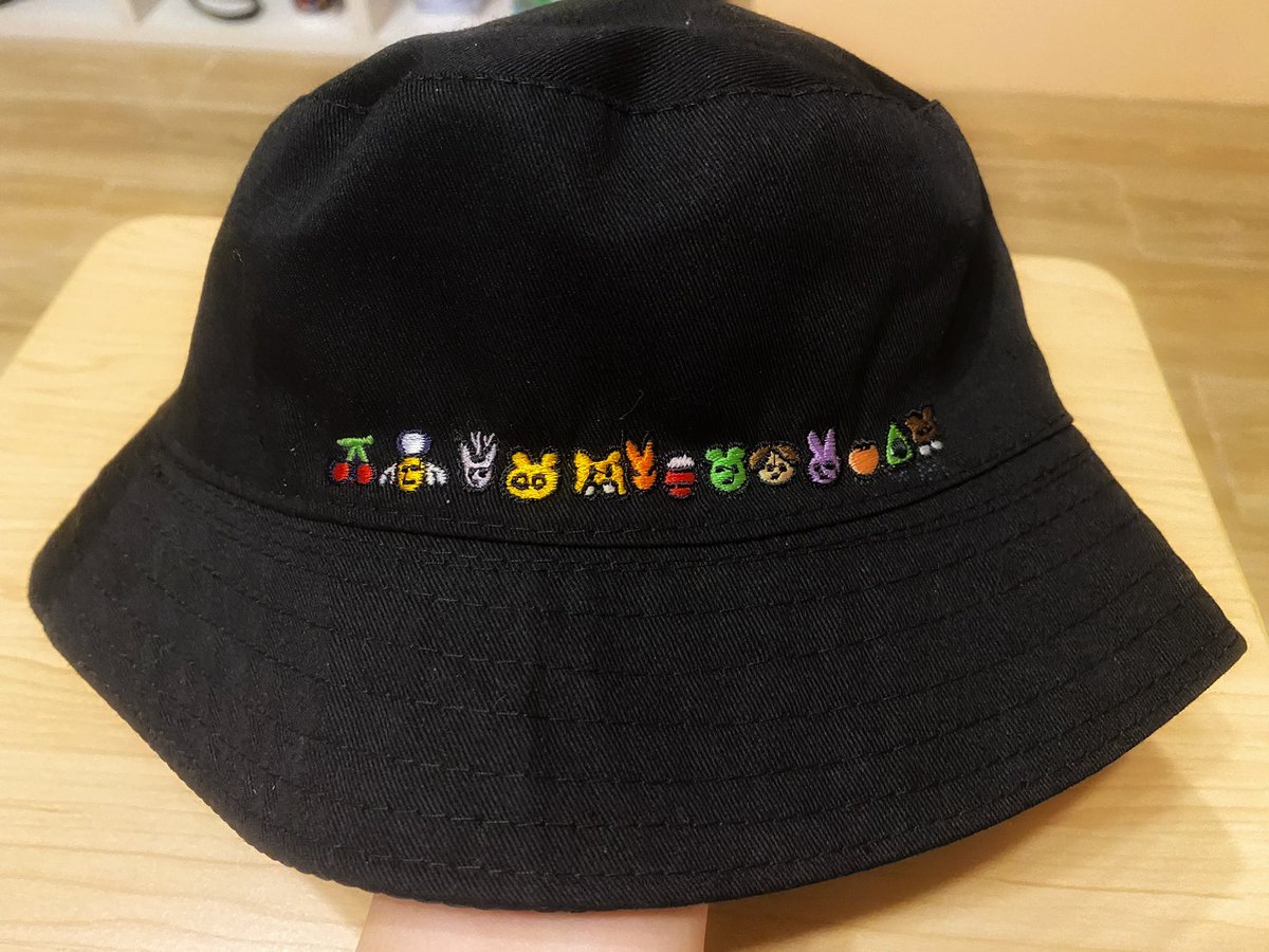 angelaxciv's tweet photo. My svt ot13 emoji bucket hat arrived already ๐ Thank you @bpy_lab, itโs so cute! #BPYfeedbacks https://t.co/ZyHlhe920w