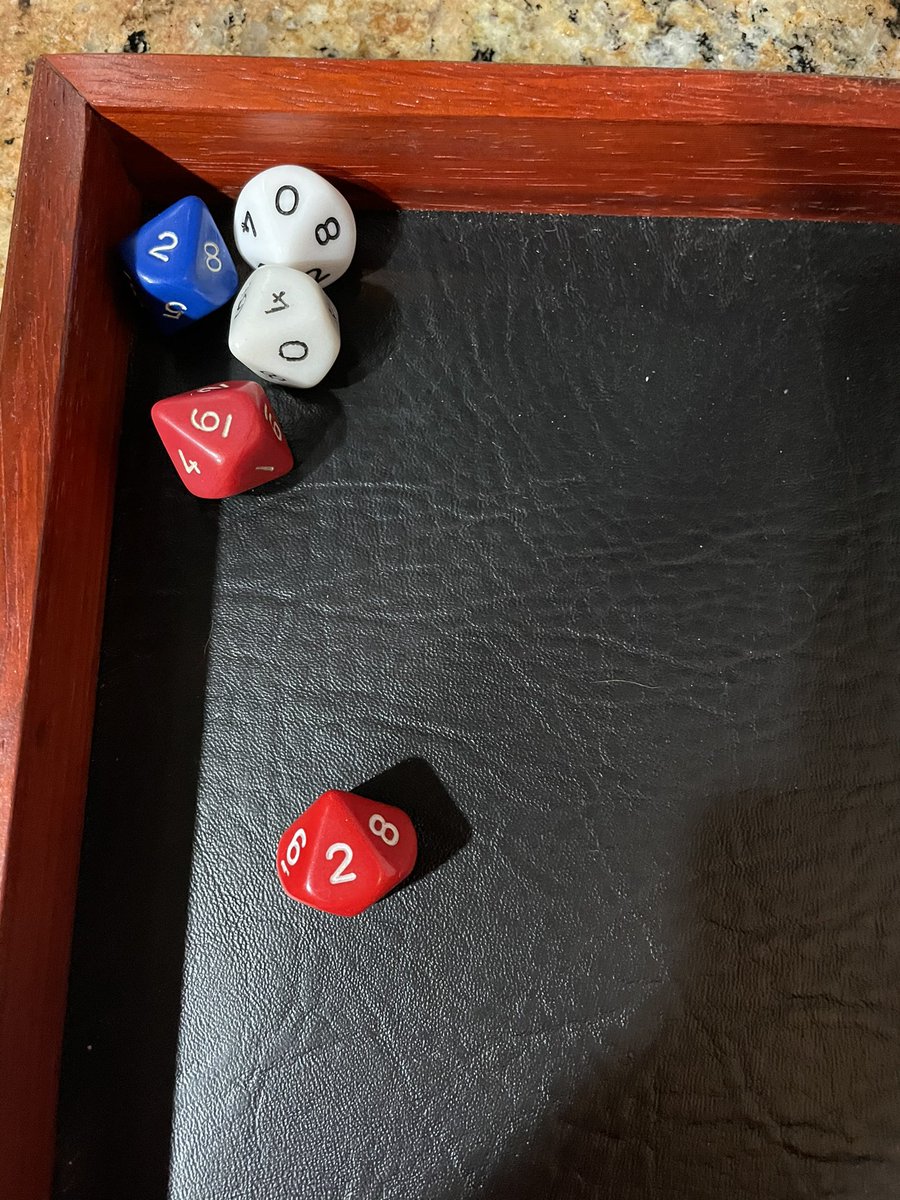 Hawkmir1's tweet photo. Happy hump day. We are halfway through the week. 24 push-ups and sit-ups today. Letโs all have a great day #pushuppact #dice #fitness https://t.co/R3Nv6U4Fc0