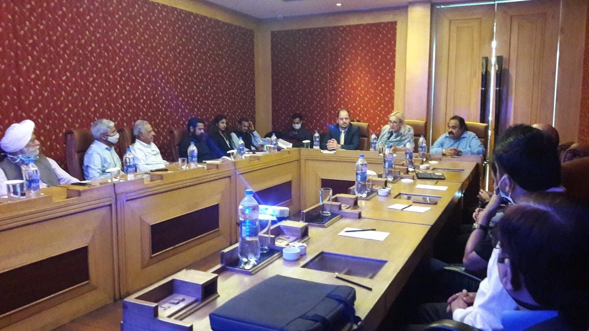 BGEconOfficeIN's tweet photo. Local government and business in Punjab introduced to investment advantages of Bulgaria during meetings with Ambassador Eleonora Dimitrova and Head of Economics Iliya Dekov, Chandigarh, 17-19.03.21.  IT,  pharmaceuticals, film industry, higher education attractive for cooperation https://t.co/qer4Tte52g